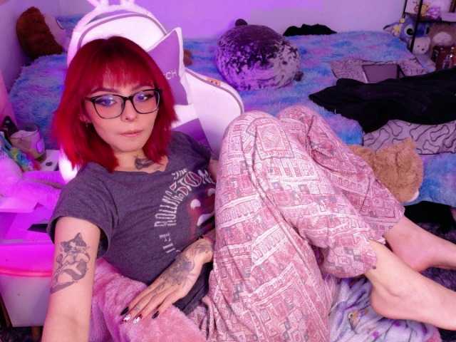 sickoday live cam on BongaCams