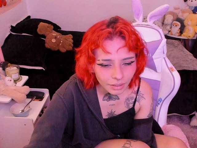 sickoday live cam on BongaCams