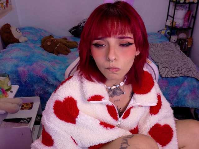 sickoday, en directo ahora en BongaCams