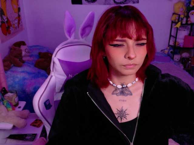sickoday, en directo ahora en BongaCams