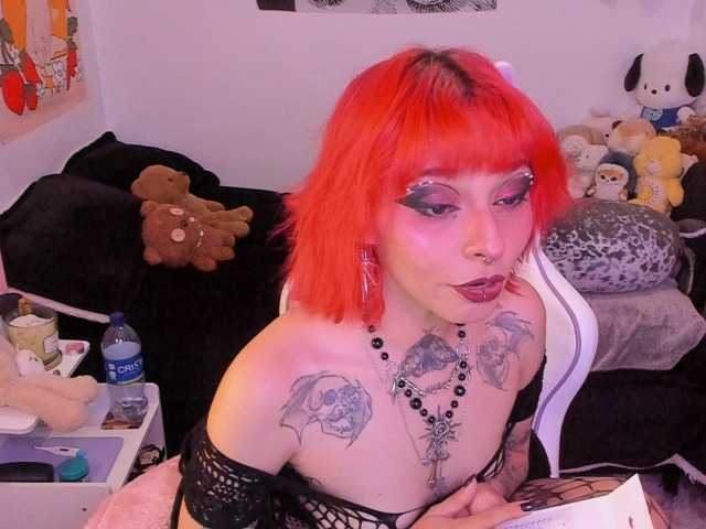 sickoday live cam on BongaCams