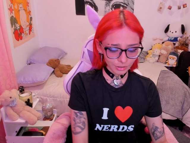 sickoday live cam on BongaCams