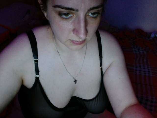 Sweethome-1 live webcam show