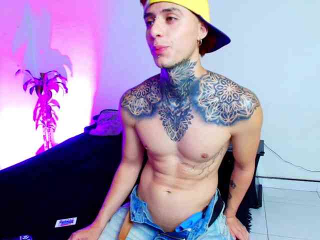 saturno777
