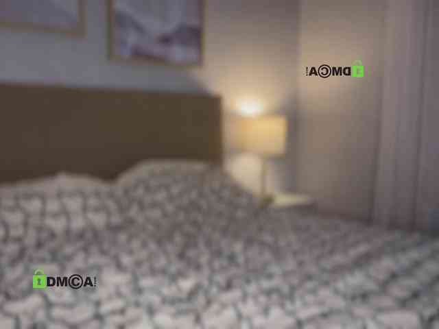 SilkAndSin webcam