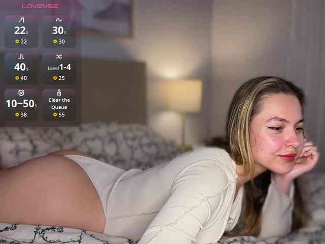 SilkAndSin webcam