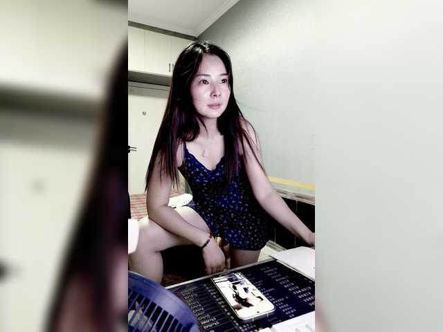 Mengya666 live cam on BongaCams