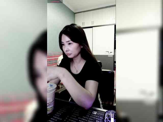 Mengya666 webcam