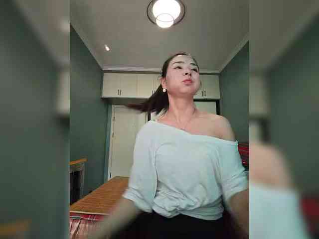 Mengya666 webcam