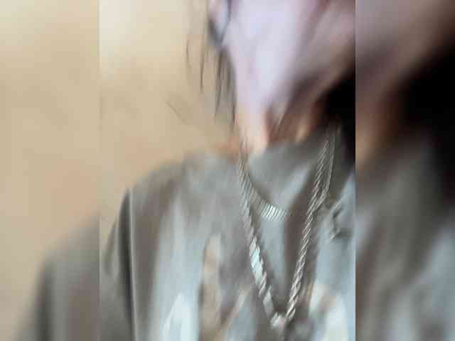 Lars77777 live female cam on bongacams