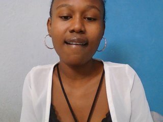 Zinah1's Live Webcam