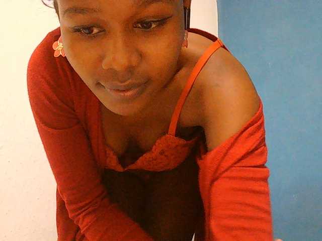 Zinah1 Live Cam su BongaCams