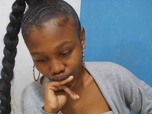 zinah1 cam belle