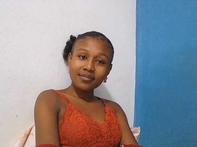 zinah1 live show
