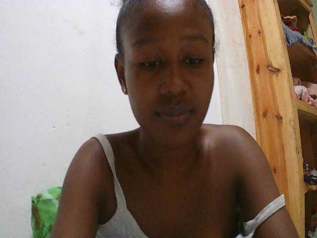 Zinah1 webcam
