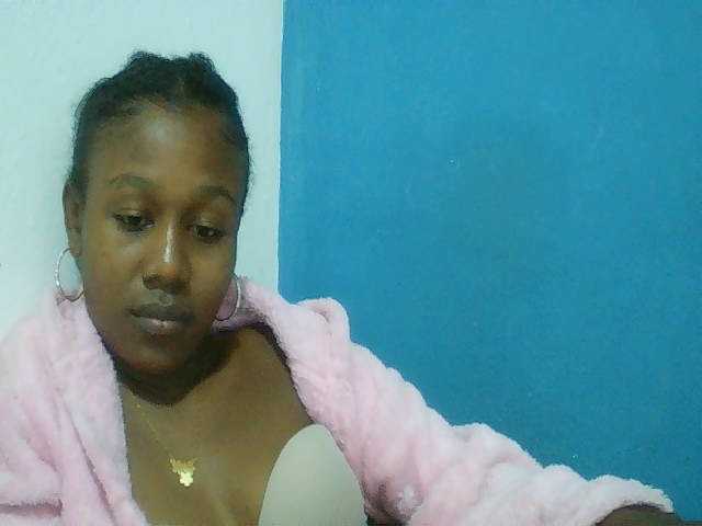 Zinah1 webcam