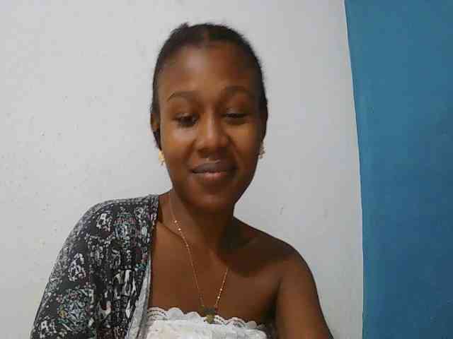 Modèle: Zinah1
