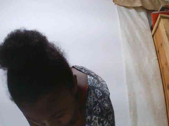 Zinah1 webcam