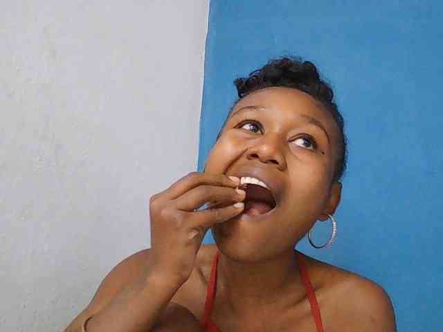 Zinah1 webcam