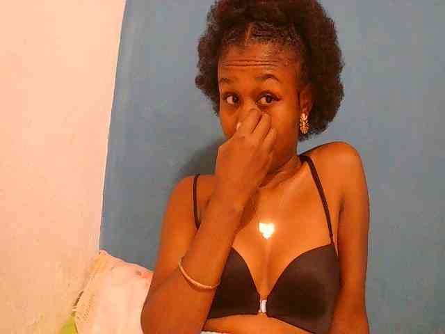 Zinah1 webcam