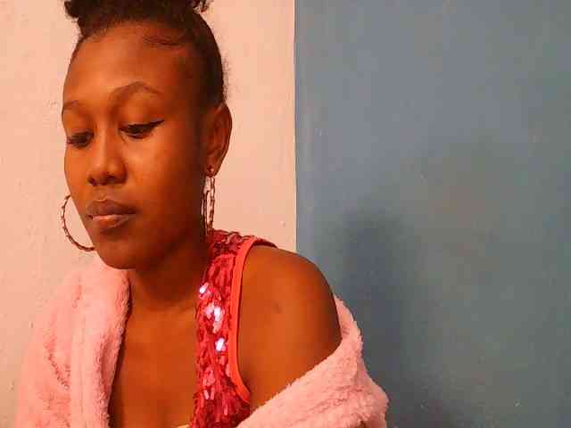 Zinah1 webcam