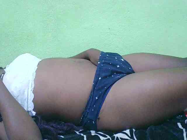 Zinah1 webcam