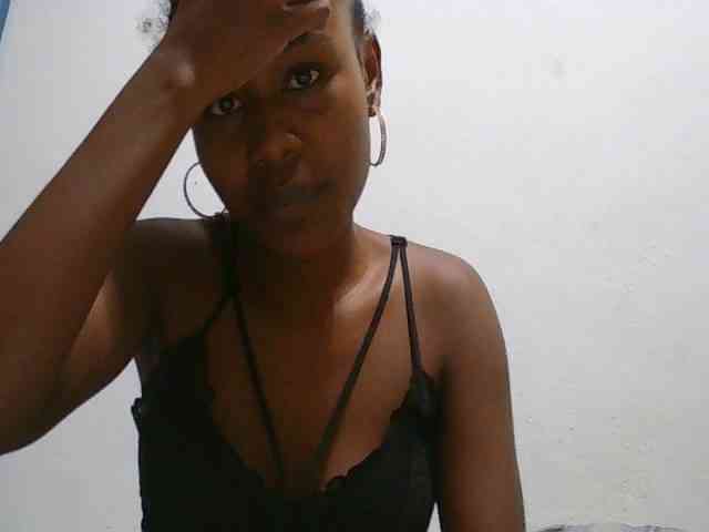 Zinah1 webcam