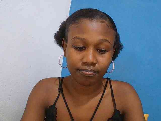 Zinah1 webcam