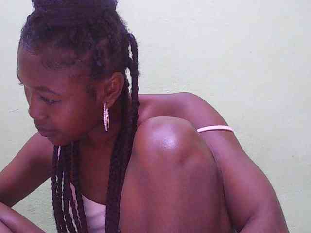 Zinah1 webcam
