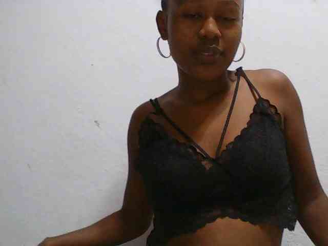 Zinah1 webcam