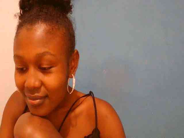 Zinah1 webcam