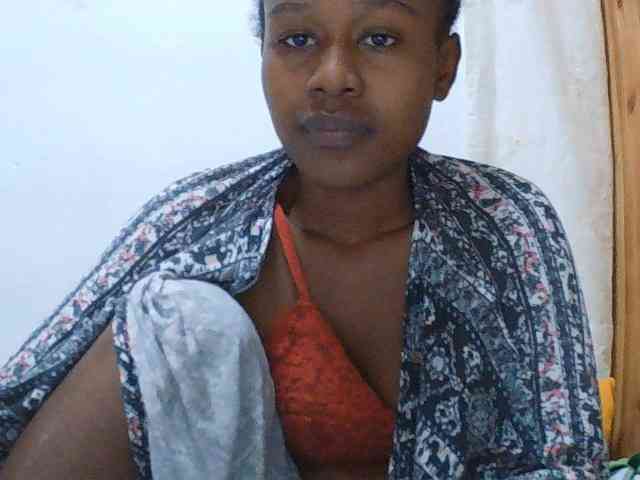 Zinah1 webcam