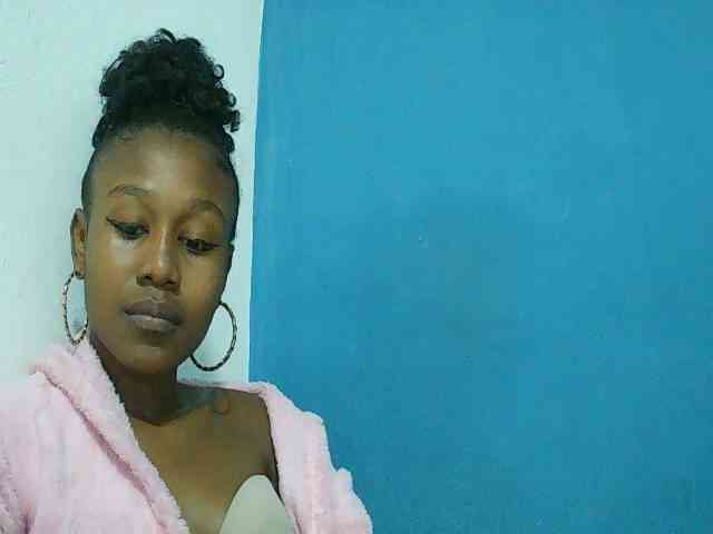 Zinah1 webcam
