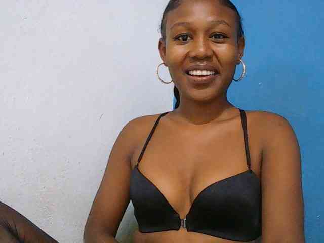 Zinah1 webcam