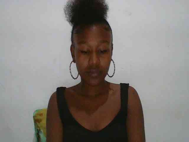 Zinah1 webcam