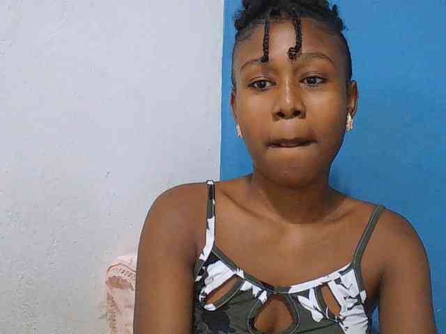 Zinah1 webcam