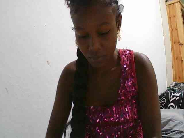 Zinah1 webcam