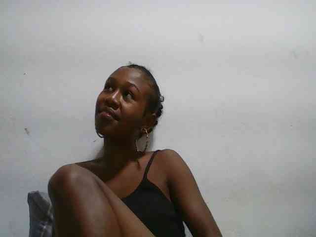 Zinah1 webcam