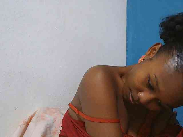 Zinah1 webcam