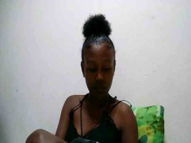 Zinah1 webcam