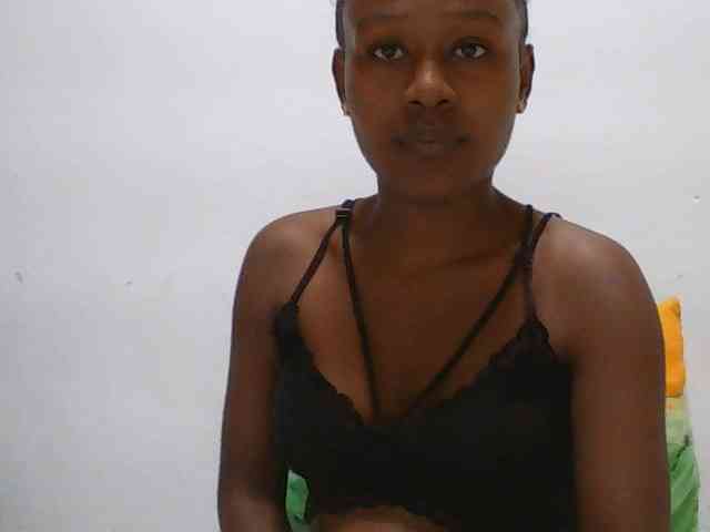 Zinah1 webcam
