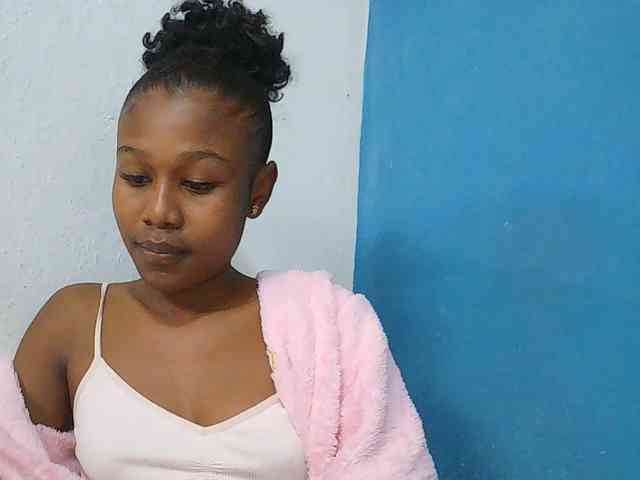 Zinah1 webcam