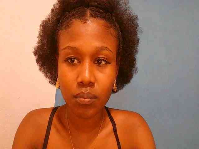 Zinah1 webcam