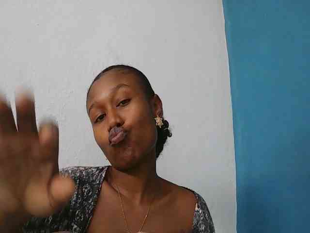Zinah1 webcam