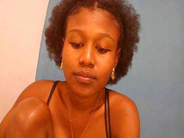 Zinah1 webcam