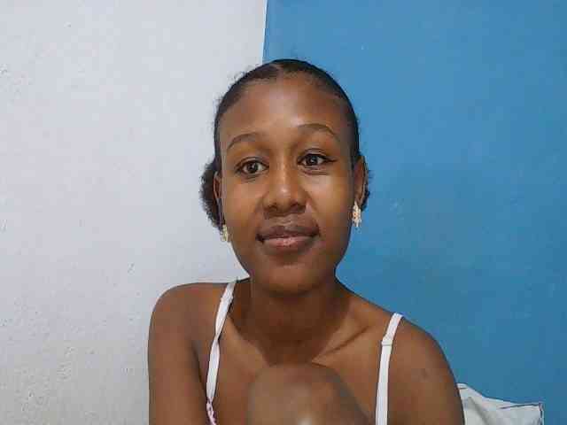 Zinah1 webcam
