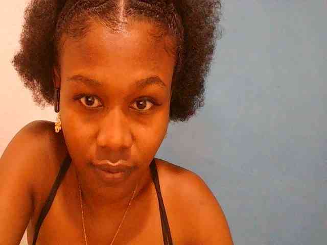 Zinah1 webcam