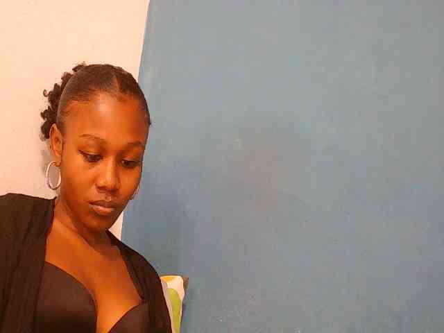 Zinah1 webcam