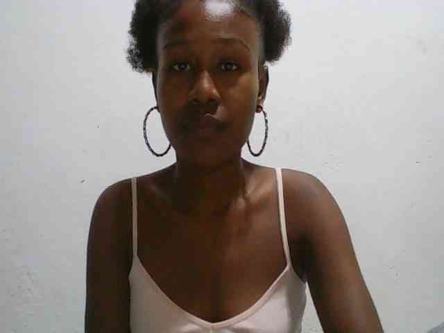 Zinah1 webcam