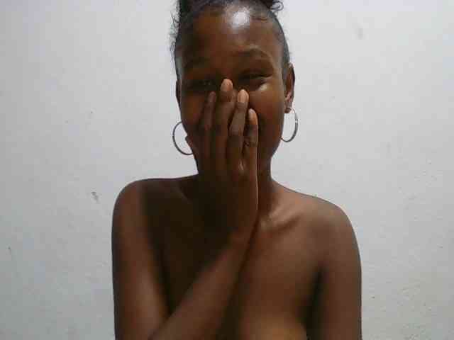 Zinah1 webcam